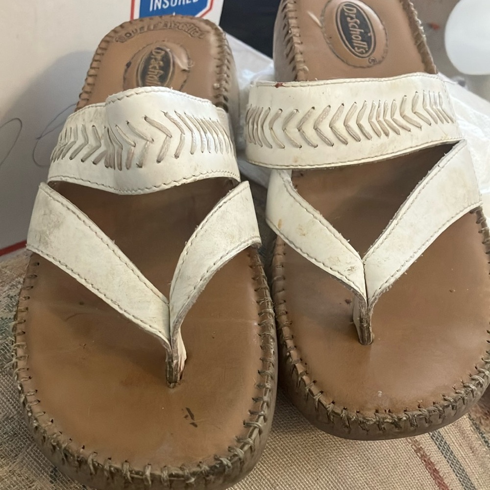 Dr scholls whip stitched sandals 6